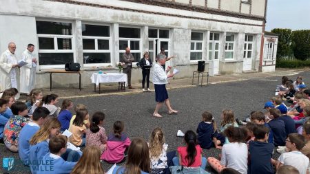 Départ du Père Elie